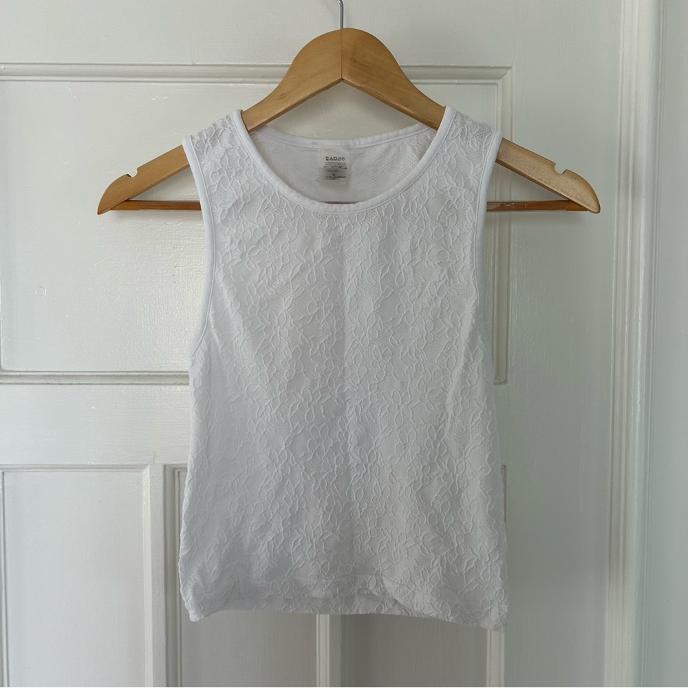 Aritzia White Textured Floral Tank Top